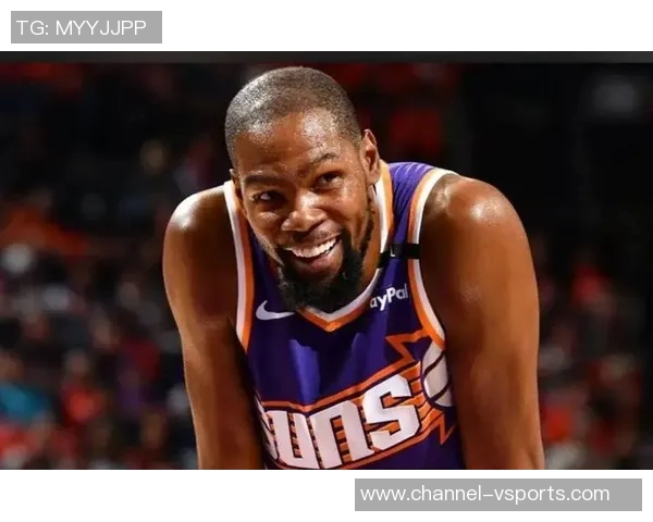 杜兰特盛赞阿门的超快二次起跳与独特风格如同发射台般令人惊叹 杜兰特盛赞阿门的超快二次起跳与独特风格如同发射台般令人惊叹