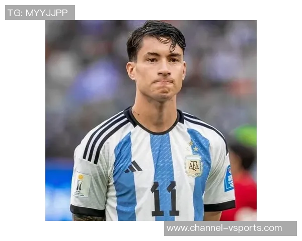 苏莱助力罗马逆转佛罗伦萨荣膺意甲全场最佳称号 苏莱助力罗马逆转佛罗伦萨荣膺意甲全场最佳称号