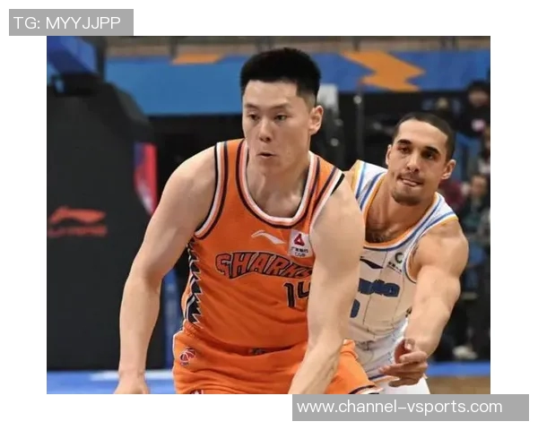 锡安赤膊上身展现惊人天赋NBL社媒热议他的强壮体魄与运动能力 锡安赤膊上身展现惊人天赋NBL社媒热议他的强壮体魄与运动能力